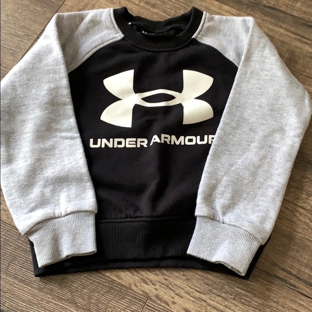 Under Armour Sweatshirt
